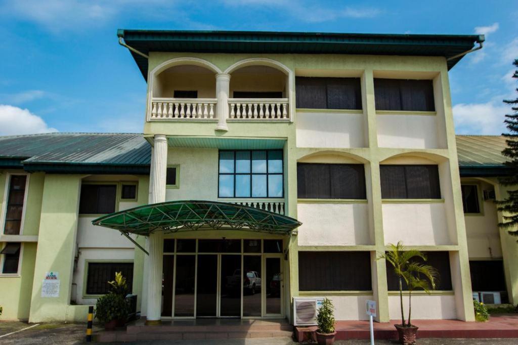 Eemjm Hotels And Suites Limited Uyo Eksteriør bilde